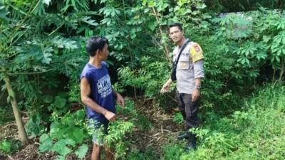 Bhabinkamtibmas Labuapi Dampingi Petani Kelola Lahan Produktif