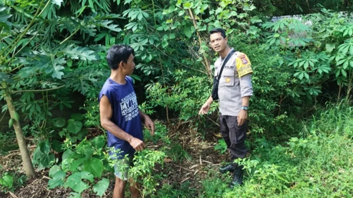 Bhabinkamtibmas Labuapi Dampingi Petani Kelola Lahan Produktif