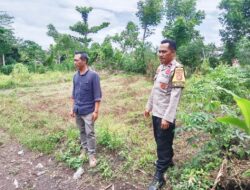 Bhabinkamtibmas Desa Kuang Baru Sambangi Warga, Ajak Manfaatkan Lahan Dukung Ketahanan Pangan