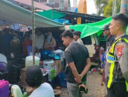 Polsek Kopang Laksanakan Patroli dan Pengaturan Lalu Lintas di Pasar Jelojok