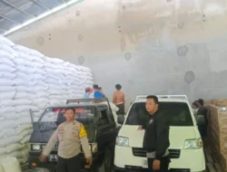 Strategi Perkuat Ketahanan Pangan, Polsek Gerung Kawal Distribusi Tonase Jagung ke Bulog