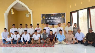Perkuat Iman dan Sinergitas, Keluarga Besar Polsek Sumbawa Gelar Doa Bersama di Masjid Al-Amin