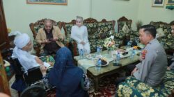 Kapolda NTB Dampingi Anggota Komisi III DPR RI Sambangi Datoq Bagu di Lombok Tengah