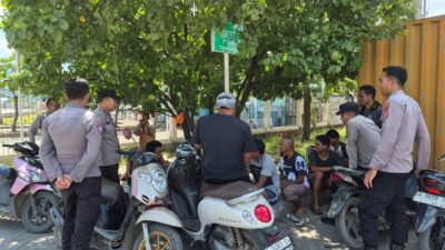 Sat Binmas Polres Bima Kota Gelar Jumat Curhat, Serap Aspirasi Warga di Kelurahan Tanjung
