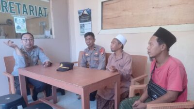 Sat Binmas Polres Lombok Barat Sambang Desa Lembar Selatan