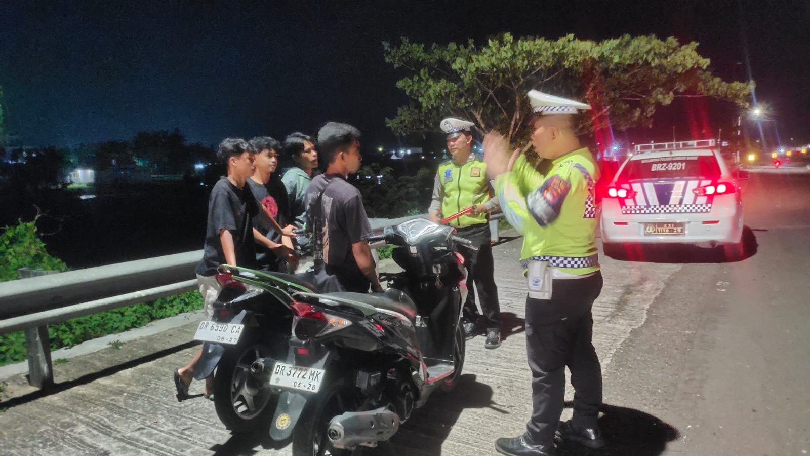 Satlantas Polres Lombok Barat Patroli Malam di Jalur 3C