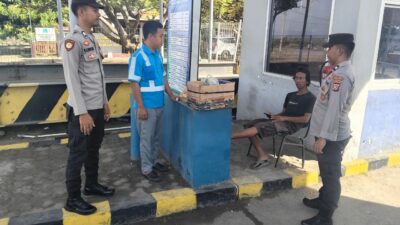 Polisi Gelar Patroli Dialogis di Pelabuhan Poto Tano, Imbau Penumpang Utamakan Keamanan