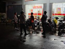 Polsek Labuapi Gencarkan Patroli Dialogis Malam Hari demi Jamin Keamanan Warga
