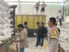 Pastikan Harga Stabil, Ribuan Ton Jagung dari Desa Batu Putih Dikawal Polisi Menuju Bulog
