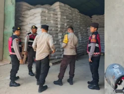 Polres Lombok Barat Kawal Ketat Distribusi 8 Ton Jagung ke Bulog
