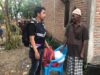 “Polisi Peduli” Bhabinkamtibmas Polsek Woha Polres Bima Kabupaten Salurkan Bantuan Sembako dan Pakaian Bagi Korban Kebakaran