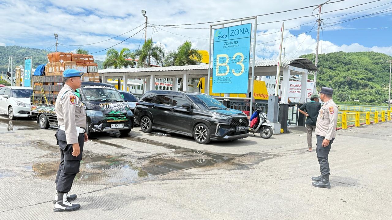 Polsek Kawasan Pelabuhan Lembar Amankan Arus Logistik