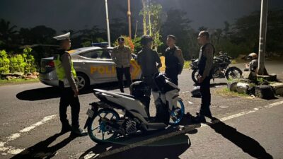 Waspada Kriminalitas Subuh, Patroli Blue Light Sisir Titik Rawan di Kediri Lombok Barat