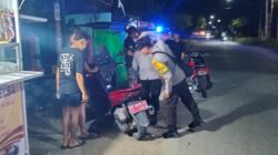 Cegah Peredaran Gelap Narkoba dan Senjata Tajam, Polsek Woha Gelar Kegiatan Razia dan Sweeping