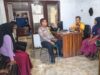 BHABINKAMTIBMAS DESA BARA FASILITASI MEDIASI WARGA, PERMASALAHAN UTANG PIUTANG BERHASIL DISELESAIKAN SECARA KEKELUARGAAN