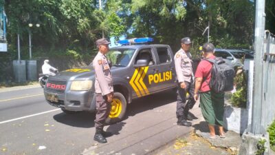 Pastikan Wisatawan Aman, Polsek Batulayar Sisir Titik Rawan di Pura Batubolong Guna Antisipasi Curanmor