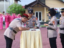 Pimpin Sertijab Dua Kasat dan Kapolsek Lunyuk, Kapolres Sumbawa Tekankan Penyegaran Organisasi dan Inovasi Baru