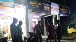 Patroli Dialogis Polsek Pekat Perkuat Keamanan dan Kedekatan dengan Masyarakat