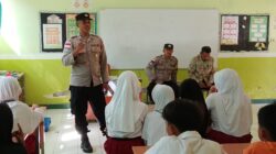 Gencarkan Door to Door System, Polsek Sekotong Bergerak Cepat Putus Mata Rantai Perundungan di Sekolah
