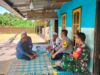 Bhabinkamtibmas Desa Taman Indah Intensifkan Silaturahmi dan Sosialisasi Kamtibmas kepada Warga
