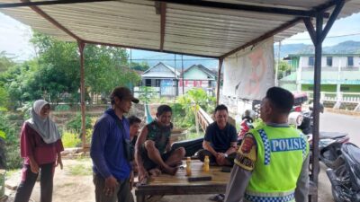 Patroli Dialogis Polsek Seteluk, Edukasi Warga Cegah Kenakalan Remaja hingga Antisipasi TPPO