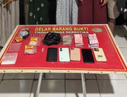 SATRESNARKOBA POLRES DOMPU AMANKAN 7 TERDUGA PELAKU NARKOTIKA DALAM OPERASI PENEGAKAN HUKUM SKALA BESAR DI KAMPUNG RAWAN NARKOBA