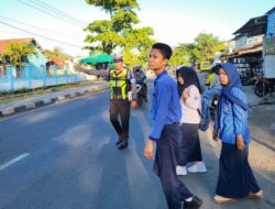 SAT LANTAS POLRES DOMPU LAKSANAKAN RAWAN PAGI, WUJUDKAN KAMSELTIBCAR LANTAS DAN BERIKAN RASA AMAN KEPADA MASYARAKAT