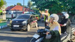 SATLANTAS POLRES DOMPU GELAR STRONG POINT PAGI, WUJUDKAN KAMSELTIBCAR LANTAS DAN BERIKAN PELAYANAN PRIMA KEPADA MASYARAKAT