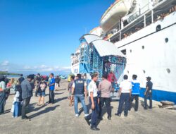 Polsek Kawasan Pelabuhan Laut Bima Pastikan Aktivitas KM Lawit Berlangsung Aman dan Kondusif