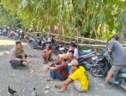Bhabinkamtibmas Desa Denggen Timur Pererat Silaturahmi dengan Warga, Ajak Aktif Jaga Kamtibmas