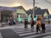Kapolsek Sukamulia Intensifkan Strong Point Pagi, Personel Bantu Pelajar Menyeberang dan Atur Arus Lalu Lintas