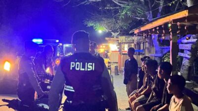 Kapolsek Sekotong Pimpin Patroli Dialogis di Kawasan Wisata