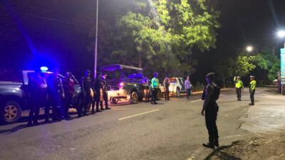 Mencegah Aksi Balapan Liar dan Kejahatan Jalanan di Malam Hari Piket Pamapta Polres Bima Kabupaten Pertebal Patroli di Jam Rawan