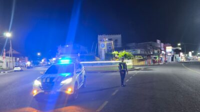 Cegah Gangguan Kamtibmas, Sat Lantas Polres Sumbawa Intensifkan Patroli Malam di Simpang Jam Gadang