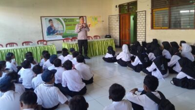 Bekali Siswa Baru, Polsek Utan Edukasi Bahaya Narkoba dan Kenakalan Remaja di MTs Bahrul Ulum
