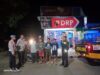 Patroli Cipkon Blue Light Polsek Asakota Sambangi Warga dan Pemuda, Antisipasi Gangguan Kamtibmas