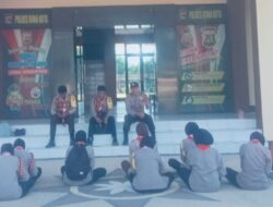 Sat Binmas Polres Bima Kota Berikan Pembinaan dan Pelatihan kepada Anggota Saka Bhayangkara