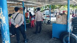 Polsek Sambelia Gelar Patroli Wisata di Pantai Timba Galih, Imbau Pengunjung Jaga Kamtibmas