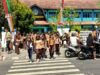 Jaga Keamanan Pelajar Pulang Sekolah, Polsek Tanjung Gelar Pengaturan Rawan Siang di Depan SMPN 1 Tanjung