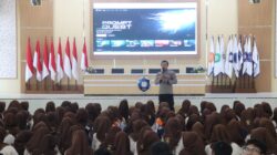 Tingkatkan Literasi Digital, SMKN 1 Tuban Edukasi Pelajar Terkait Peluang dan Risiko Teknologi AI
