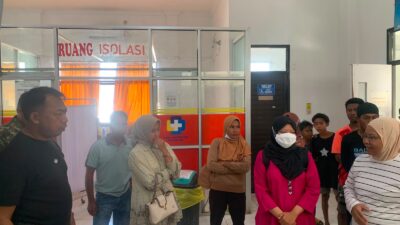 Polsek Manggelewa Respons Cepat Dugaan Keracunan Dua Siswa SDN 08 Manggelewa
