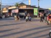 Jaga Kelancaran dan Ketenangan Pagi, Personel Polsek Pemenang Turun Jalan Atur Lalu Lintas di Simpang Empat
