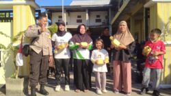 Bhabinkamtibmas Desa Teros Kawal dan Amankan Jalan Sehat Semarak HUT ke-81 Kemerdekaan RI