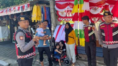 Patroli Dialogis Polres Sumbawa Barat Sasar Permukiman dan Jalur Ramai, Jaga Kamtibmas Tetap Kondusif