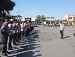 Ratusan Personel Polres Lotim Diterjunkan Amankan Pawai Ta’aruf HULTAH ke-91 NWDI, Situasi Kondusif