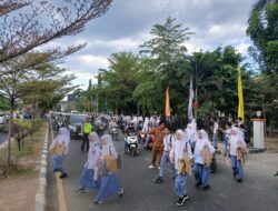 Patroli Rutin dan Pengaturan Arus Lalu Lintas, Sat Lantas Polres Sumbawa Pastikan Kamseltiblantas di SMAN 2 Sumbawa