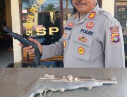 Sadar Kamtibmas, Warga Desa Tente Secara Sukarela Menyerahkan 1 Pucuk Senpira Jenis Pistol Ke Mapolsek Woha