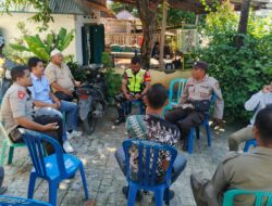 Kasubsektor Daru dan Bhabinkamtibmas Desa Sanolo Sambangi Warga Binaan Imbau Jaga Kamtibmas
