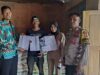 Monitoring Penyaluran Bantuan Beras, Bhabinkamtibmas Polsek Donggo Sampaikan Himbauan Kamtibmas