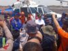 5. Angin 35 Knot Tak Halangi Helikopter Polri Evakuasi Jenazah Korban KM Virgo